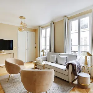 Pick A Flat's In Opera Saint Lazarre - Rue De L'isly Parigi